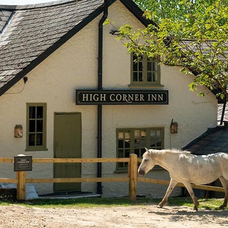 High Corner Inn Godshill  Екстериор снимка