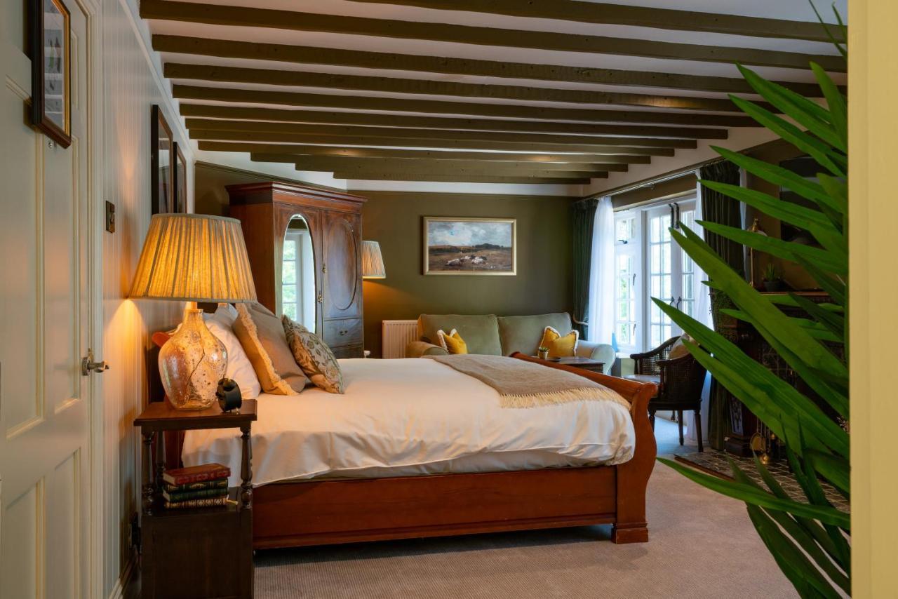 High Corner Inn Godshill  Екстериор снимка