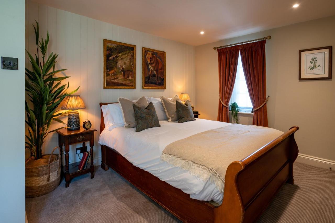 High Corner Inn Godshill  Екстериор снимка
