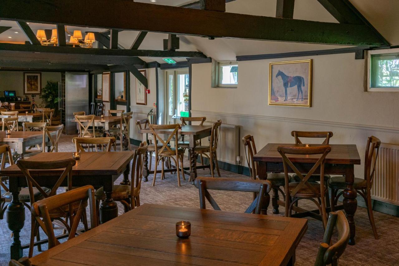 High Corner Inn Godshill  Екстериор снимка